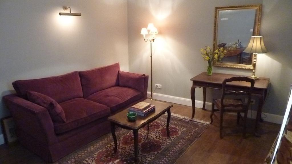 Le Logis Alexandra Bnb La Trimouille 객실 사진
